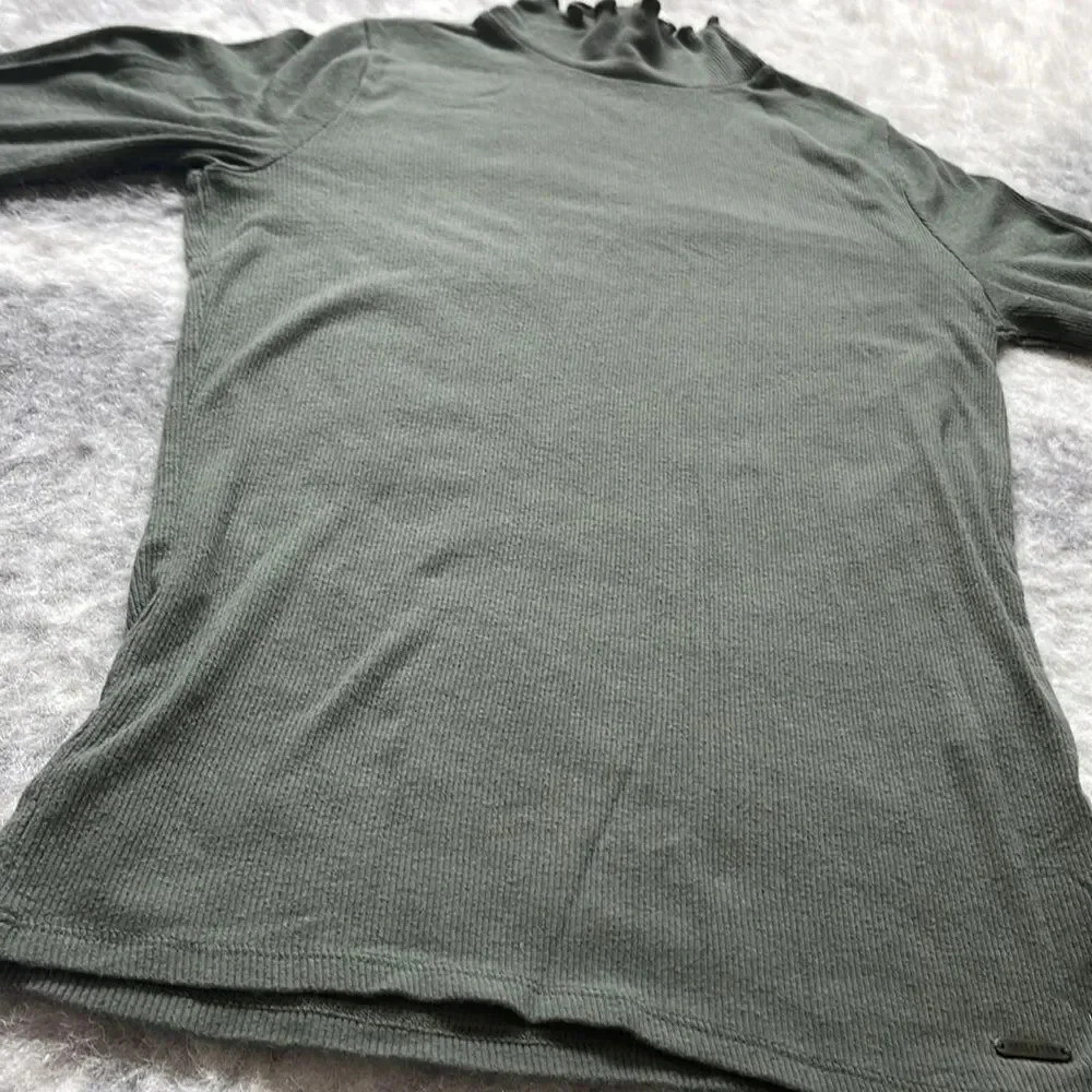🔥4/$20 Hollister  Ruffle Turtleneck - Picture 11 of 12